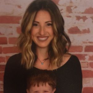 Meet your Posher, Nicole